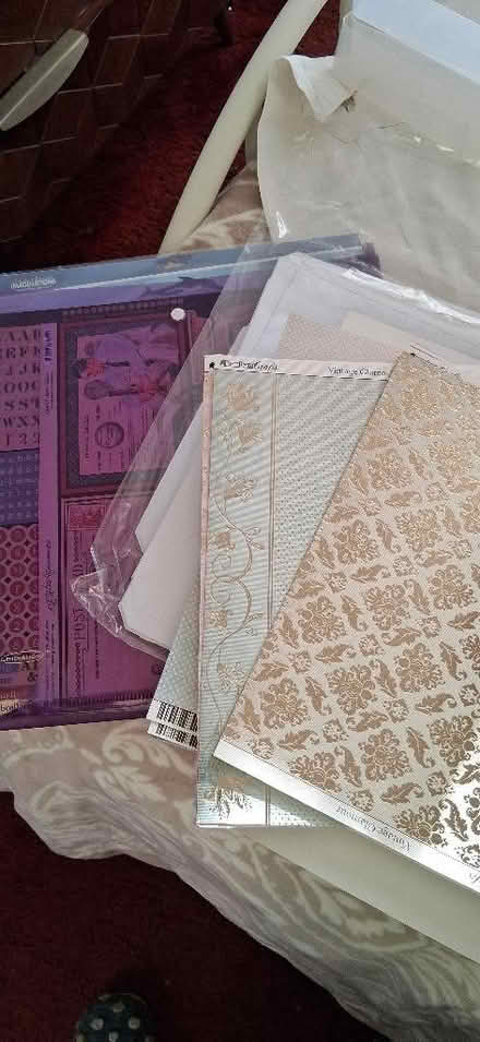 Photo of free Assorted Papercraft Items (TN23) #1