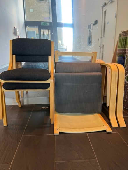 Photo of free Chairs, table, rug & more (De Beauvoir Town N1) #1