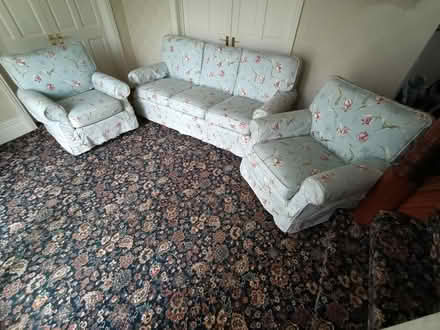 Photo of free 3 piece suite (Wenvoe CF5) #1