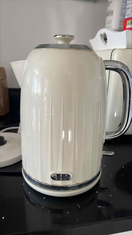 Photo of free working kettle - Kempston #1