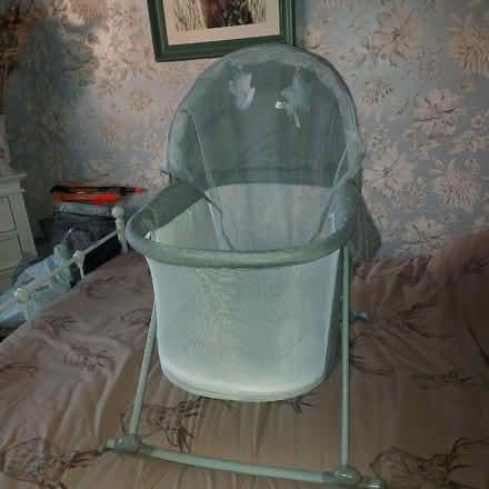 Photo of free Baby's cot. (Raunds NN9) #2