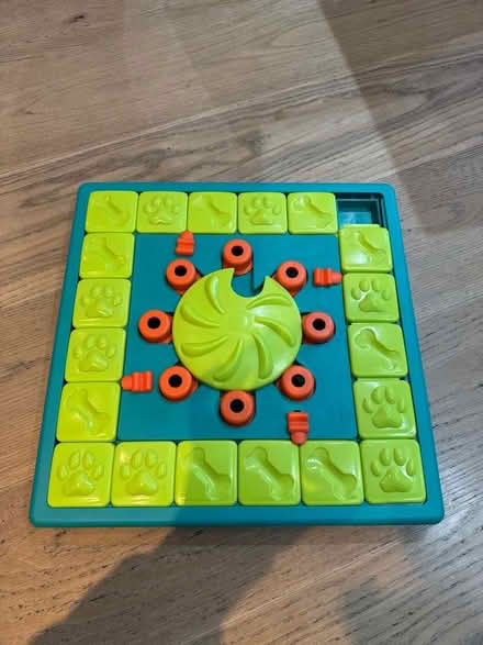 Photo of free Outward Hound dog puzzle (Borough SE1) #1