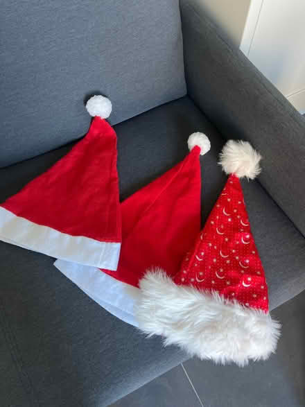 Photo of free 3 x kids xmas hats (St Julians AL1) #1