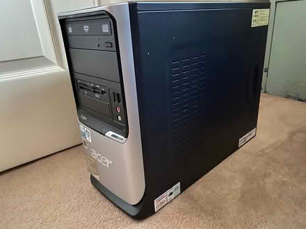 Photo of free Desktop computer (LU7 Marley Fields) #1