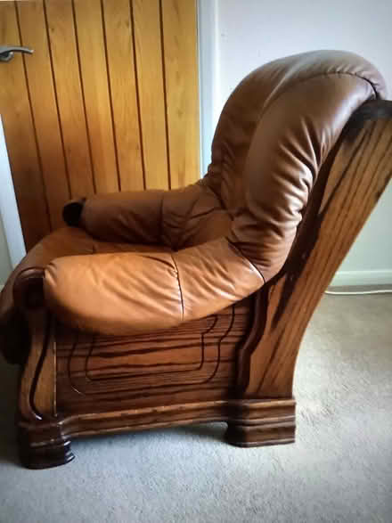 Photo of free Armchairs (DA2) #3