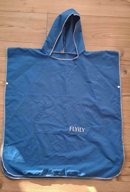Photo of free Kids Changing Towel Ponchos - 2 (Teddington TW11) #2