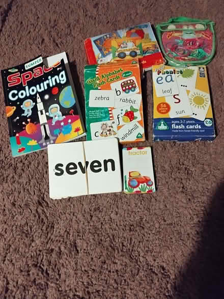 Photo of free Flash cards , lace cards etc (Meole Brace SY3) #1