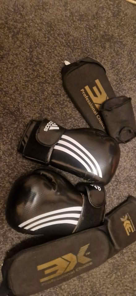 Photo of free Boxing Gloves & Shin Guards (SW2) #1