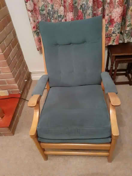 Photo of free Vintage green Cintique armchair (Northcourt OX14) #1