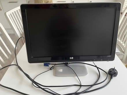 Photo of free HP 2009 flat monitor (Ealing London) #1
