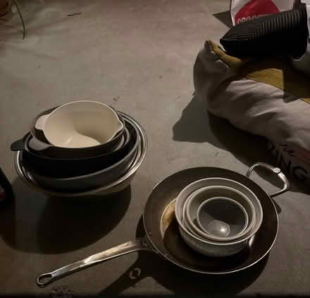 Photo of free Pots and large bowls (Willow Glen) #1
