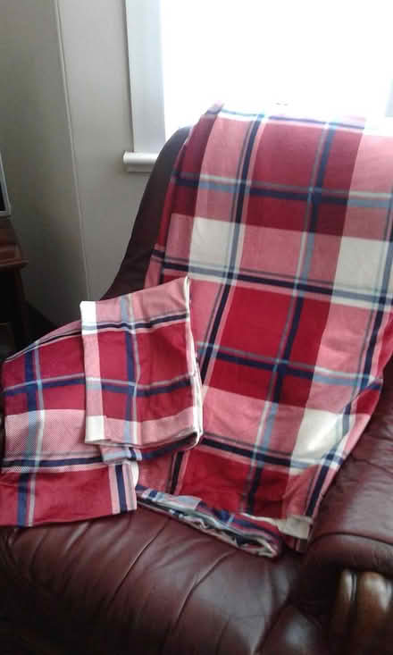 Photo of free Double Duvet & 2 Pillow cases (Par Nr St Austell) #2