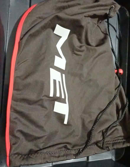 Photo of free MET Bicycle Helmet. (Sydenham SE26) #2