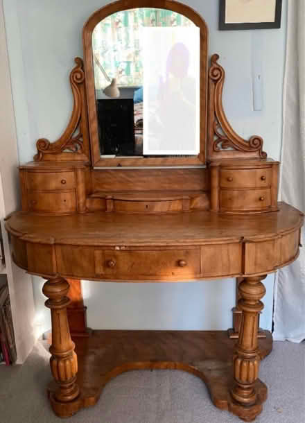 Photo of free Dressing Table (Ham TW10) #1