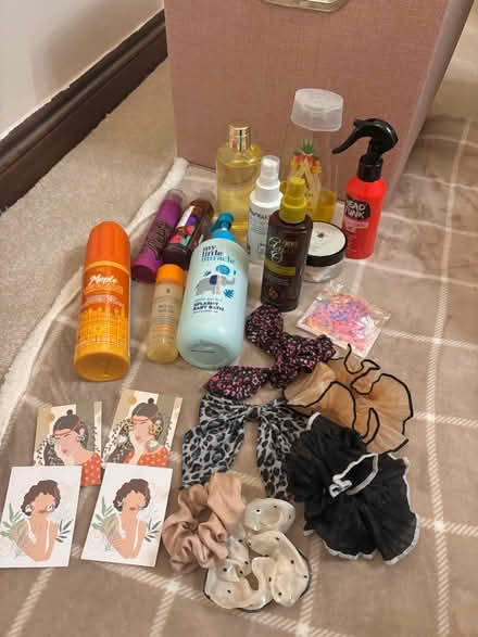 Photo of free Lightly used/unused toiletries/hair stuff (Wooburn Green HP10) #1