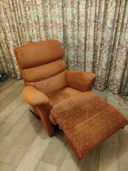 Photo of free Recliner Chair (Knockyon,) #1