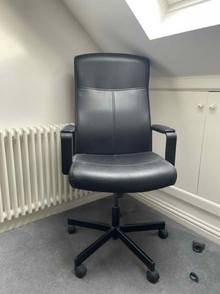 Photo of free Swivel office chair (Dublin 6) #1