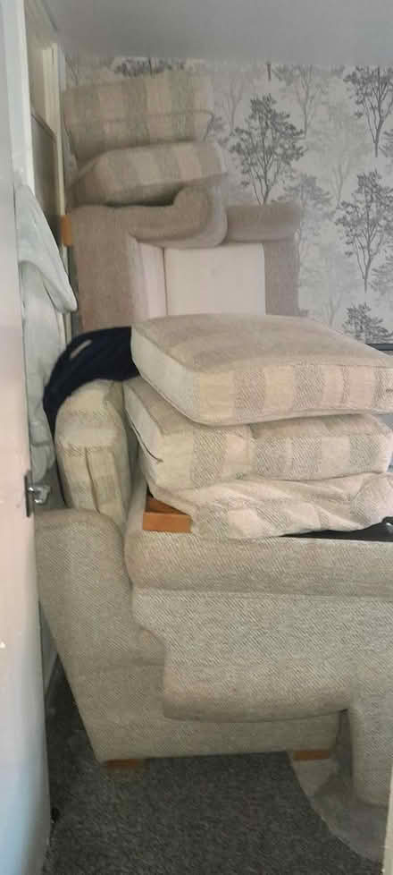 Photo of free 3 piece suite (Preston PR1 7LL) #1