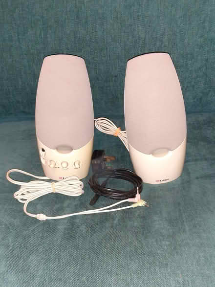 Photo of free Computer Speakers - vintage! (Didcot OX11) #1