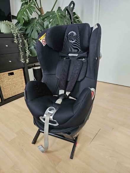 Photo of free Cybex Sirona Q i-size car seat (SW19 Wimbledon) #1