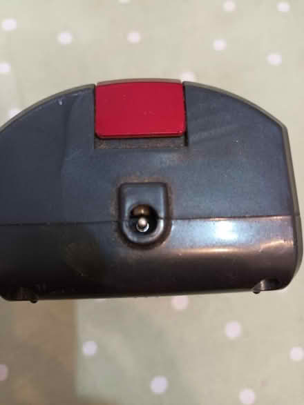 Photo of Battery charger (photo is battery) (York YO10) #2