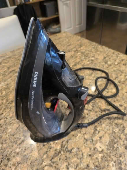 Photo of free Clothes iron (RG4) #2