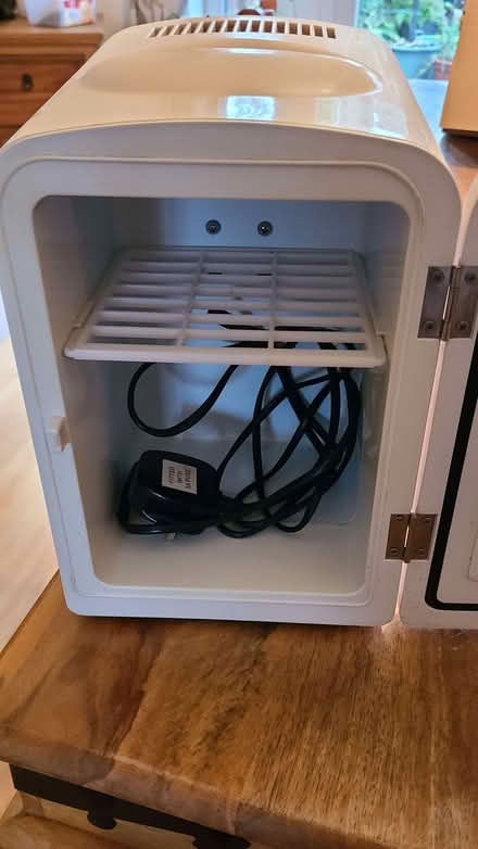 Photo of free Mini fridge (Curbridge OX29) #2