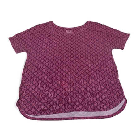 Photo of free Simply Style Woman’s Top (Brooklyn Storage) #1