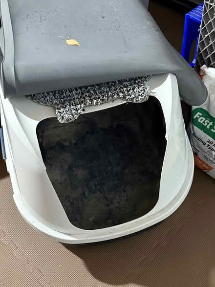 Photo of free Cat litter box (Willow Glen/San Jose) #1
