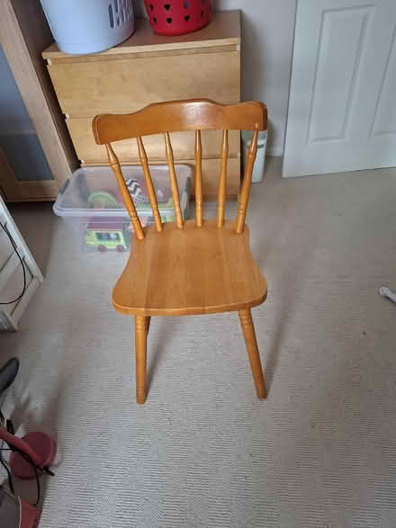 Photo of free 4 dining room chairs (Dronfield Woodhouse S18) #3