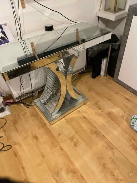 Photo of free Looks lovely in the bedroom (Newport Pagnell MK16) #1