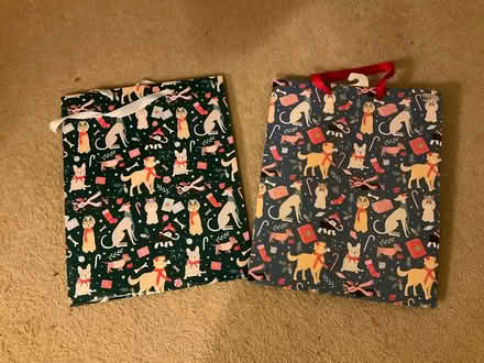 Photo of free 2 Christmas gift bags (Sale M33) #1