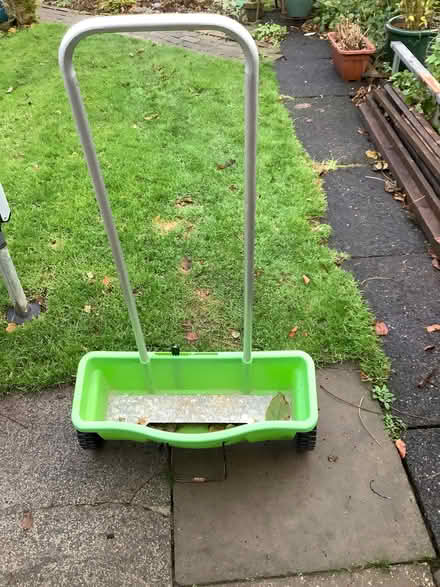 Photo of free Garden spreader (Caton LA2) #1