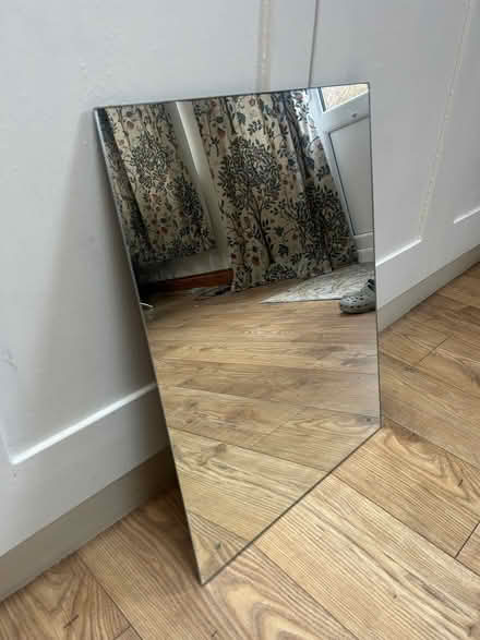 Photo of free Wall-mounted mirror (Florence Park OX4) #1