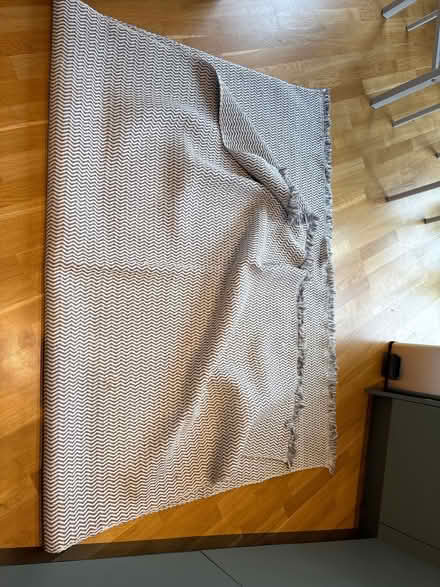Photo of free IKEA rug (Elephant and Castle) #1