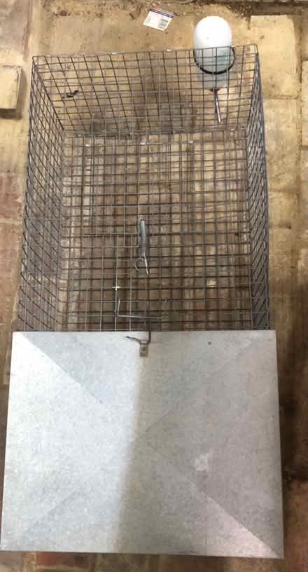 Photo of free Rabbit hutch cage (greensborough) #3