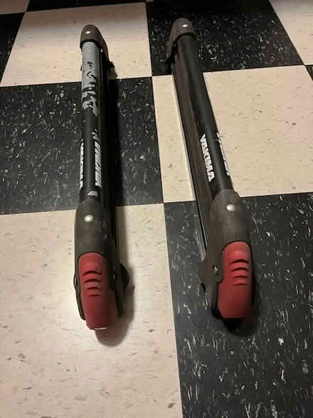 Photo of free Yakima ski rack & mounting hardware (Reading, MA near high school) #2