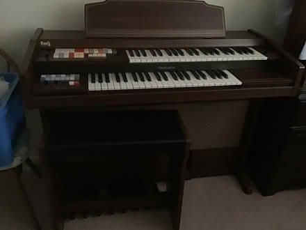 Photo of free technics organ (Wigston LE18) #2