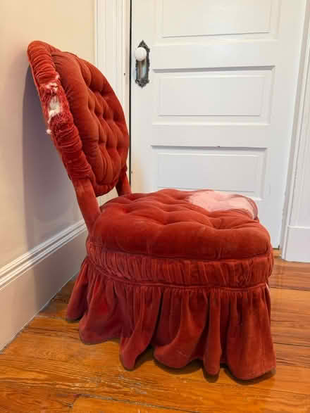 Photo of free velvet chair, needs reupholstering (Davis Sq) #4