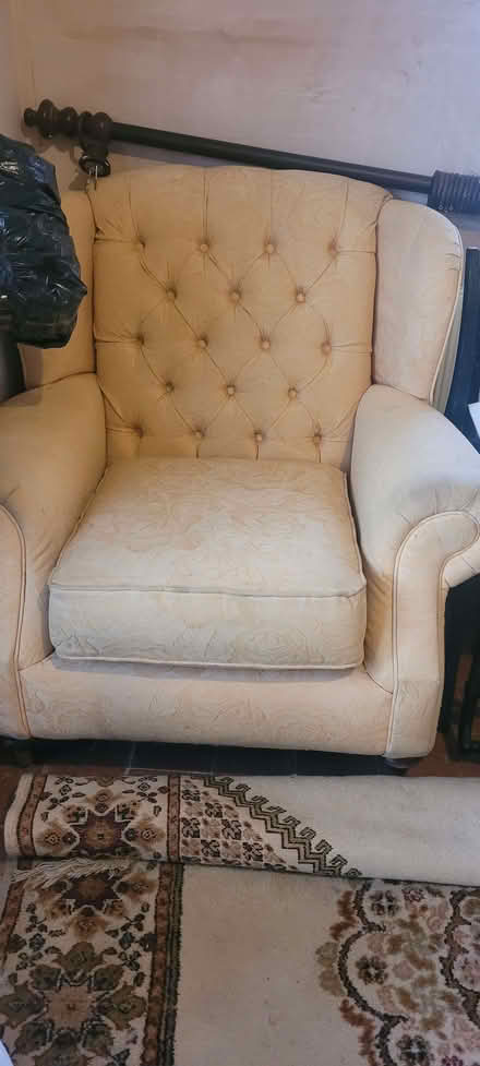 Photo of free Comfy chair (Weston SY7) #4