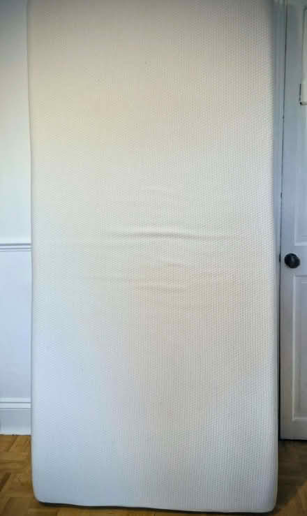 Photo of free Memory foam single size mattress. Excellent conditions (Strawberry Hill TW11) #1