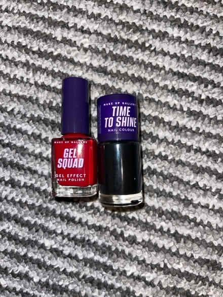 Photo of free nail polish (enfield EN1) #1