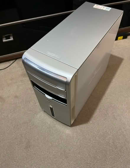 Photo of free Desktop computer (no hard drive) (Uxbridge UB8) #1
