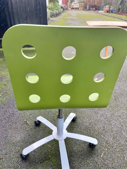 Photo of free Office/children's chair (Tarleton PR4) #2