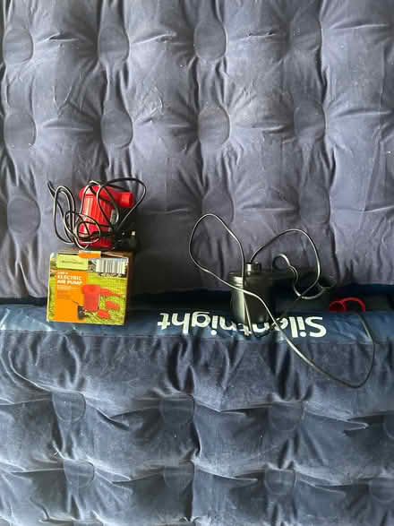 Photo of free 2 x single air bed matressss (Gobowen SY11) #2
