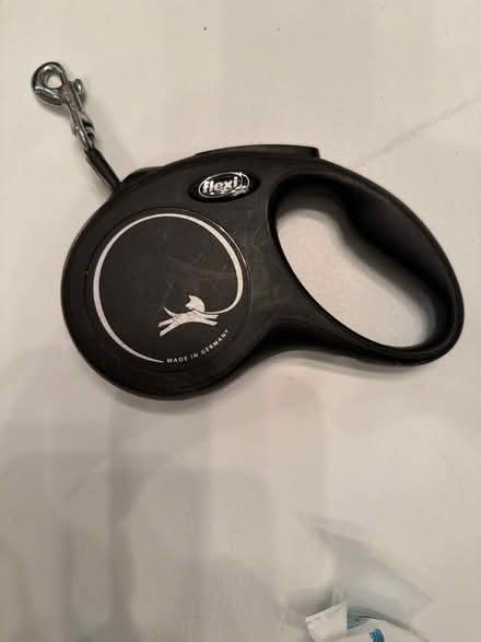 Photo of free Dog leash, collar, brushes and more (Upper West side. West 83.) #3