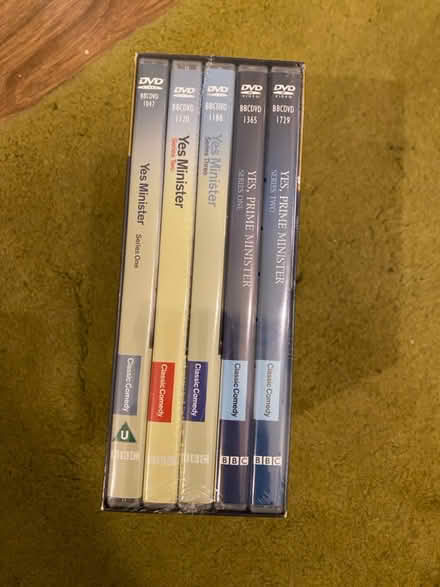 Photo of free DVD box set yes Minister (Wimbledon Park SW19) #2