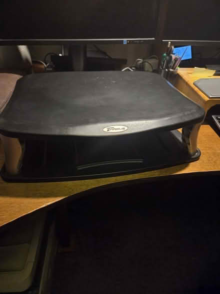 Photo of free Targus monitor stand (Orpington, BR6) #1