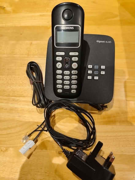 Photo of free Siemens Gigaset AL285 handset and base station (Oakwood Park N14) #1