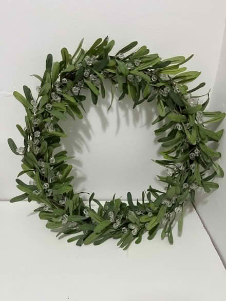 Photo of free Mistletoe Wreath (Thurnby Leicester LE7) #1